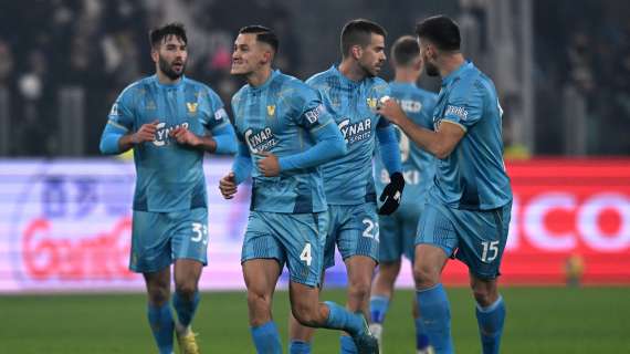 Il Venezia vince lo scontro salvezza contro il Cagliari: 2-1 per Di Francesco in laguna