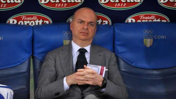 Il comunicato del Milan: "Fassone lascia la carica di a.d. con effetto immediato. Scaroni gestione ad interim fino nuova nomina"