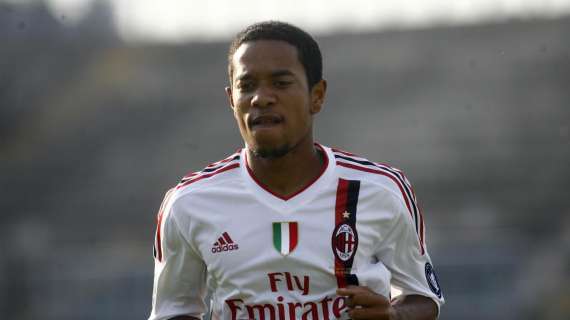Emanuelson: "La mentalità è quella giusta, spero di poter trovare presto il mio primo gol rossonero"