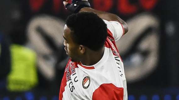 Feyenoord, capitan Timber fuori per il resto della stagione: il comunicato