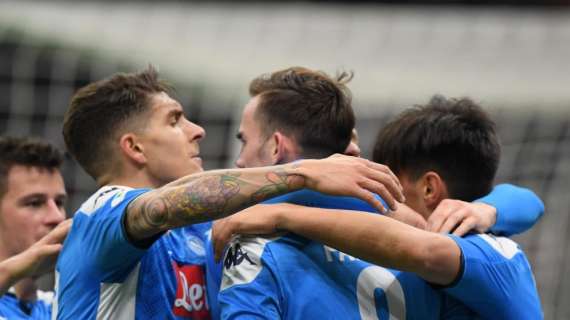 Serie A, Cagliari-Napoli 0-1: Mertens firma la vittoria degli azzurri