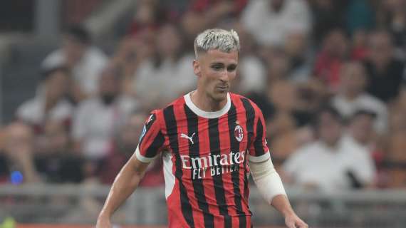 I tifosi della Roma lo rivorrebbero, ma Allegri blinda Saelemaekers: "Resta al Milan con me"