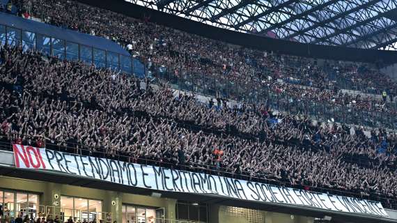 Finalmente una gioia, 4 mesi dopo. Anche nell'ultima vittoria i tifosi lanciarono in monito