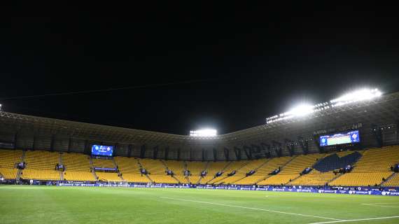 Al-Awwal Park in festa per la finale tra Inter e Milan: stadio tutto esaurito