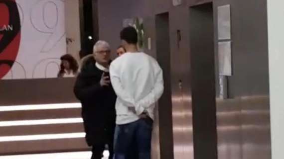 VIDEO MN - Gabbia a Casa Milan insieme all'agente per il trasferimento al Parma