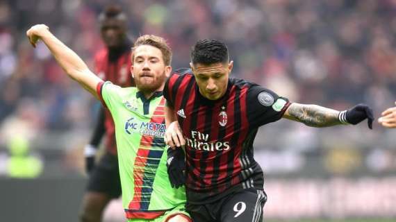 LIVE MN - Milan-Crotone (2-1): vittoria sofferta per i rossoneri, Lapa-gol regala tre punti d'oro