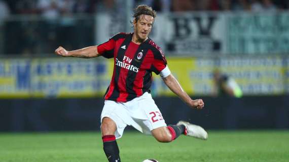 Ambrosini racconta l'addio: "Ero triste. Nella mia testa il calcio è il Milan, ci tenevo a finire lì"