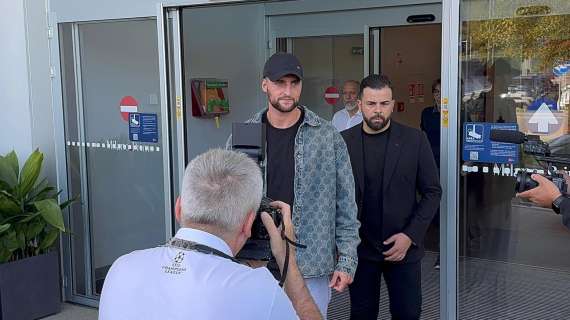 VIDEO MN - Adrien Rabiot è sbarcato a Milano: "Sono molto contento. Forza Milan!"