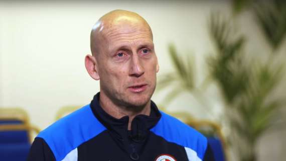 Stam: "Maldini? Leggenda. Orgoglioso di aver giocato con lui nel Milan"