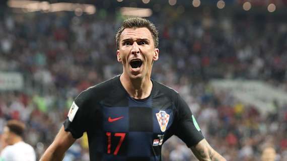 Perrone: "Con Mandzukic il Milan troverebbe un'alternativa ad Ibra anche per personalità"