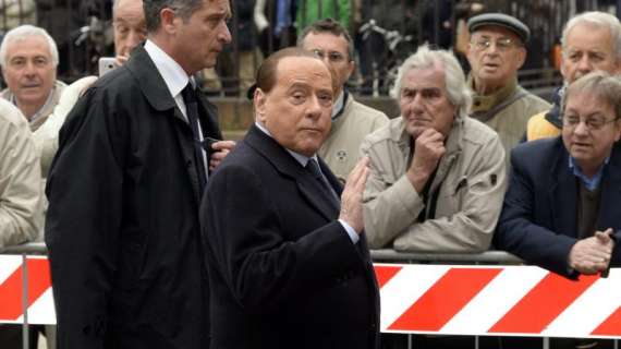 CorSera - Milan, i cinesi fanno sul serio e mettono 150 milioni a deposito come garanzia. Berlusconi non ha ancora deciso cosa fare