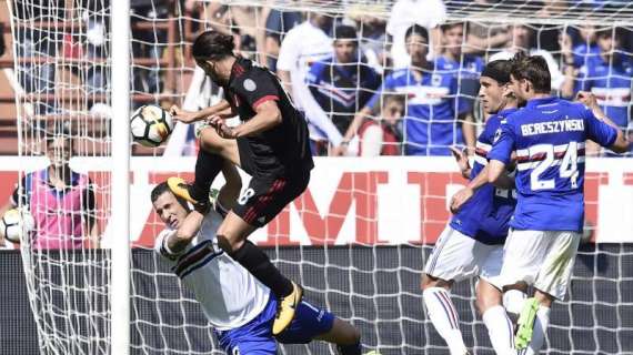 PHOTOGALLERY MN - I duelli, i gol e le azioni di gioco: guarda gli scatti di Samp-Milan