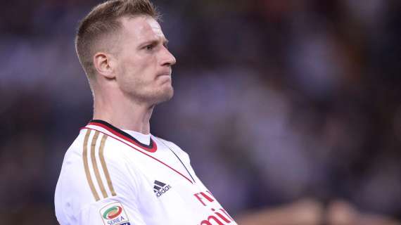 AC MILAN COMUNICATO UFFICIALE: le condizioni di Abate e Robinho