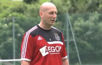 Stam: "Dopo lo United, il Milan è la squadra del mio cuore. E' stato un onore giocare con campioni eccezionali"