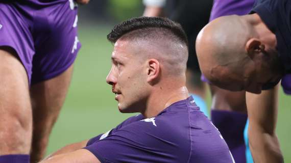 Cosa puoi imparare da Giroud? Jovic: "Sono sicuro che ogni giorno potrò imparare qualcosa da lui"