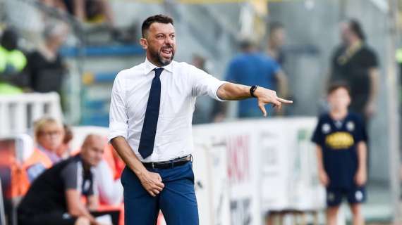 Il Parma sfrutta al meglio la nuova regola per saltare la prima linea di pressione avversaria
