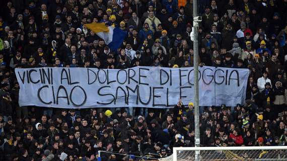 La Curva Nord si unisce al dolore di Foggia per la scomparsa di Samuele: striscione in Parma-Atalanta