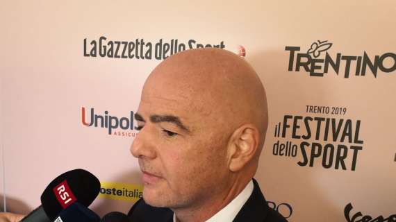 Infantino piange Michelotti: "Perdiamo un grande arbitro, lo ricorderemo per sempre"