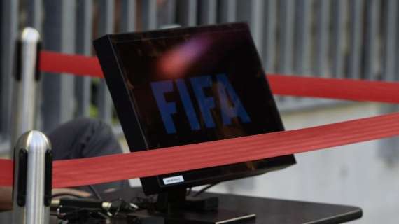 FIFA annuncia: "Contratti estesi fino a fine stagione. Mercato flessibile"