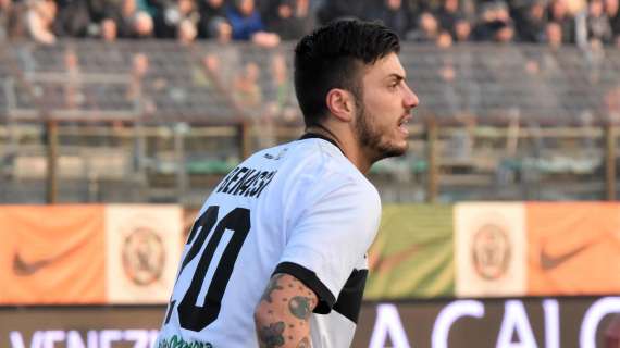 Lucchese, Benassi: "Io fortunato a giocare a Parma negli anni della risalita"