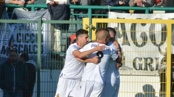 Serie B, oggi comincia la 16esima giornata: si parte con Ternana-Cagliari