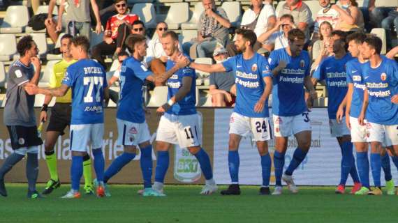 Coppa Italia, Ascoli avanti con il brivido: da 0-2 a 2-2, poi il gol decisivo nel recupero