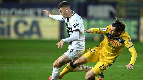 Serie A, l’Atalanta passa a Parma e si prende la testa della classifica