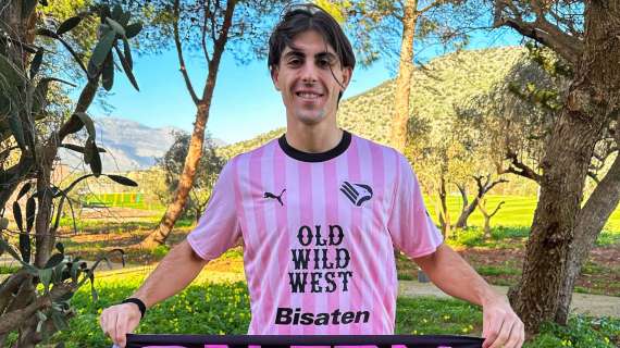 Palermo - Sampdoria: Ranocchia ci prova su punizione. Silvestri respinge in angolo