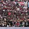 Cagliari, espulsi dallo stadio per tutta la stagione i due tifosi che hanno mimato la caduta dell'aereo