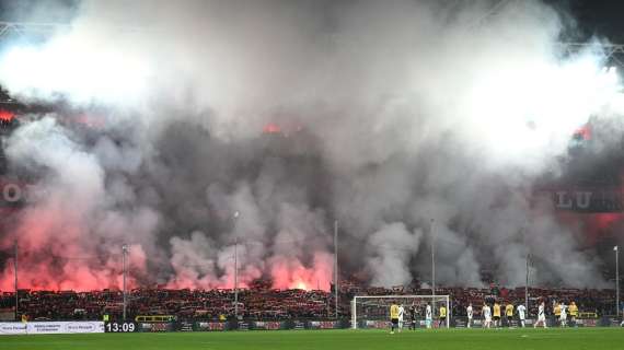 Derby della Lanterna, tre turni a porte chiuse per Genoa e Sampdoria