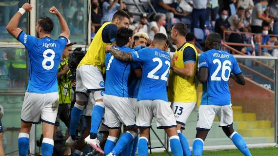 Corriere della Sera: "Il Napoli travolge l'Udinese e vola in testa da solo"