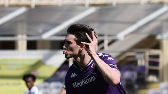 Fiorentina avanti all'intervallo con il ventesimo gol di Vlahovic