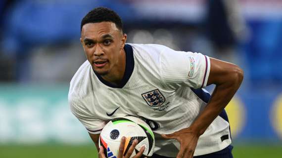 Il terzino del Liverpool Alexander-Arnold vuole investire nel calcio e ha puntato gli occhi in Francia sul Nantes