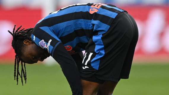 Lookman rompe con l'Atalanta: "Voglio andarmene". Scoppia la rivolta dei tifosi e qualche like sgradito
