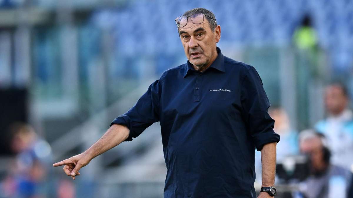 Sarri in conferenza: "Siamo in emergenza, ma non rinunciamo a combattere"