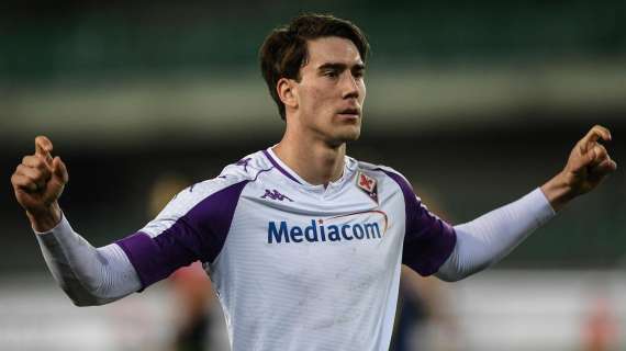 Lazio ko, la Fiorentina ipoteca la salvezza. Doppietta Vlahovic