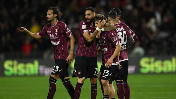 Salernitana a lavoro: prove generali in vista di Bari. Un giocatore rischia il forfait