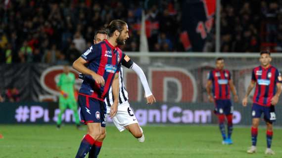 Crotone, per Barberis contratto fino al termine della stagione