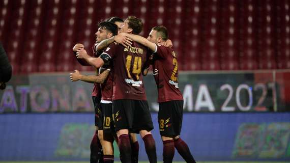 Salernitana in A: scatta l’obbligo di riscatto di Kupisz e Schiavone dal Bari