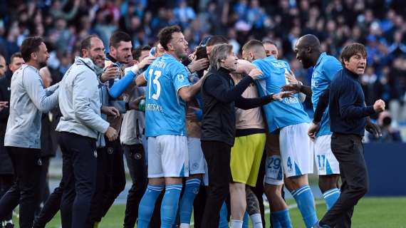 Serie A, il Napoli torna alla vittoria. Superata la Fiorentina grazie a Lukaku e Raspadori