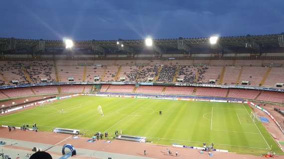 Tifosi del Napoli contro ADL, squadra e stampa