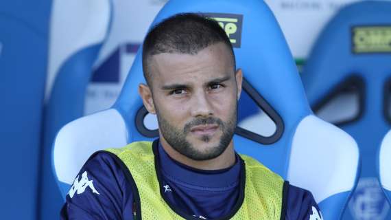 Il Cagliari omaggia Pisano: "Complimenti Checco, avanti tutta" (FOTO)