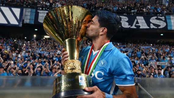 Tris di squadre sull'ex rossoblù Giovanni Simeone