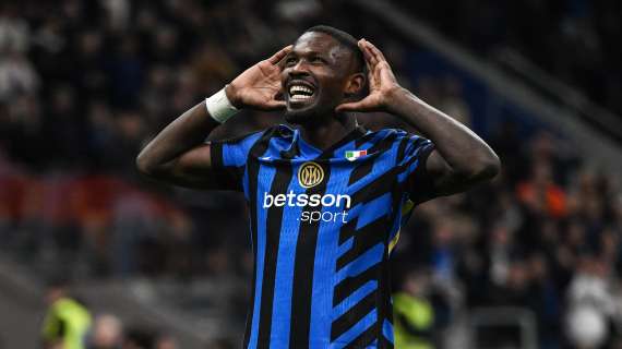 Serie A, l'Inter supera il Torino per 3-2: tripletta per Thuram. Granata irriducibili in dieci uomini