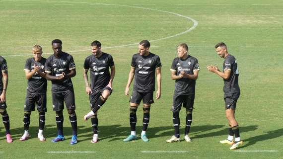 Cagliari, grande occasione più che ultima spiaggia: i tre punti a Parma possono valere un bel balzo in classifica