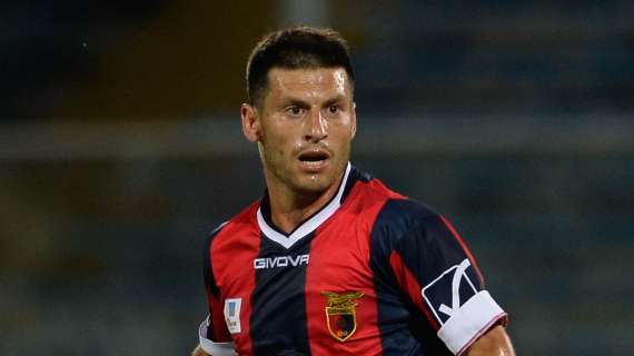 Carrus: "Auguro la salvezza al Cagliari e un trofeo alla Fiorentina. Noi sardi siamo tanto attaccati al club"