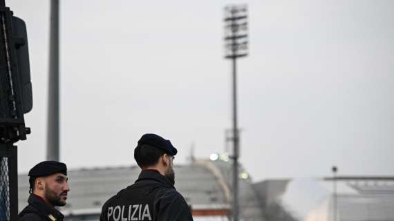 Invade il campo al termine di Como-Fiorentina, DASPO per un cittadino tedesco