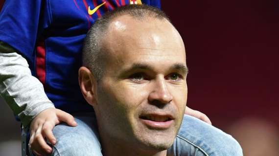 Iniesta dopo il ritiro: "Il futuro? Non penso di stare troppo senza il calcio. Studierò per allenare"