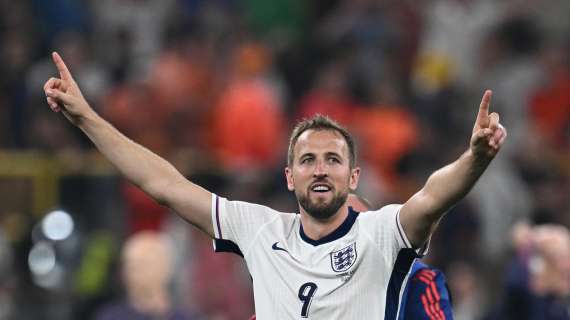 Harry Kane festeggia le 100 presenze con l'Inghilterra: "Numeri speciali. CR7 mi ispira a giocare sempre di più e superare record"