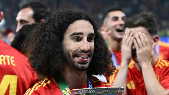 Spagna, Cucurella esulta: "Campioni d'Europa"